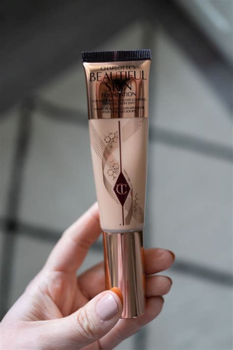 charlotte tilbury skin foundation reviews.